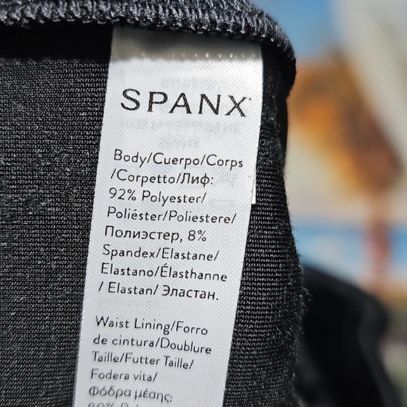 Spanx Black Velvet Pants Size Medium - Picture 3 of 7